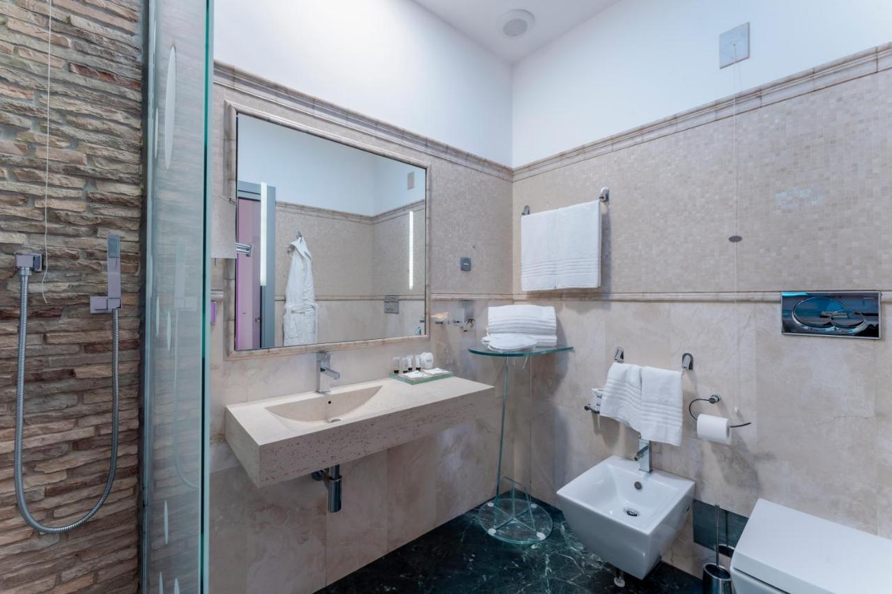 Trecento Hotel Roma