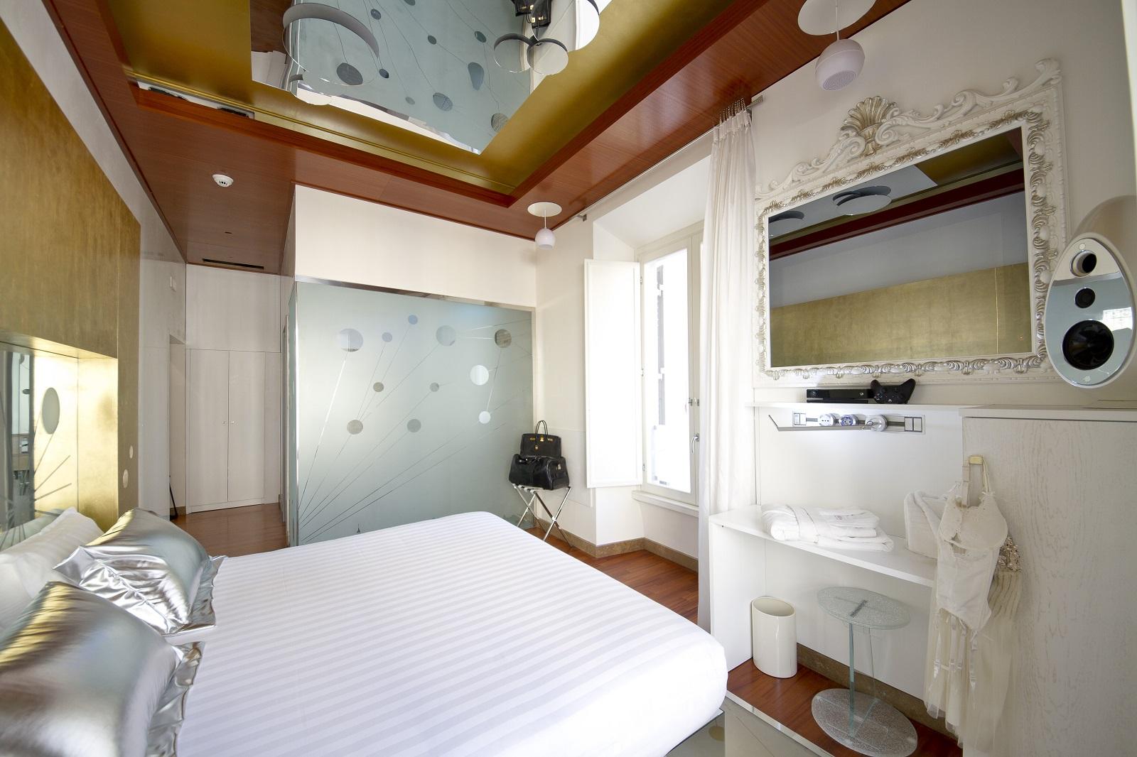 Trecento Hotel 3*