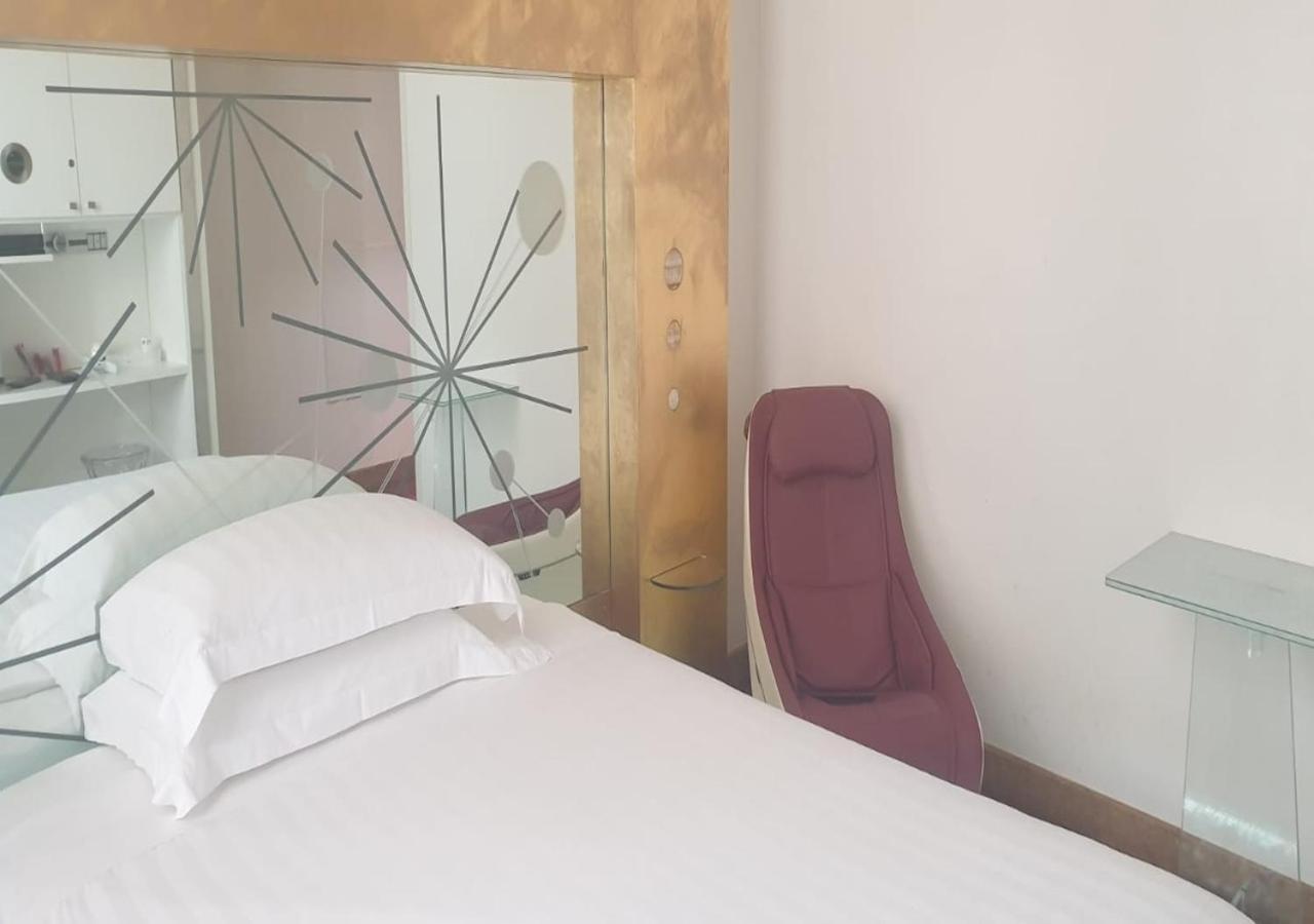 Trecento Hotel 3*